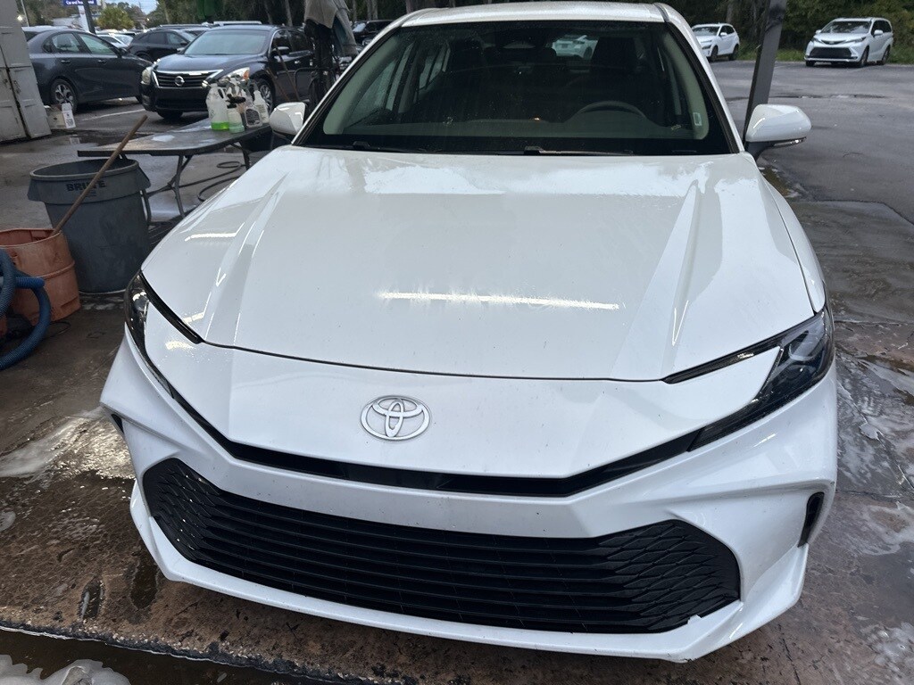 2025 Toyota Camry LE photo 2