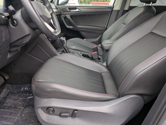 Thumbnail: 2024 Volkswagen Tiguan - 17