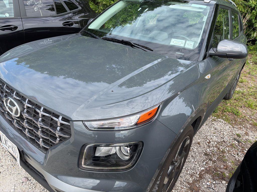 2025 Hyundai Venue SEL