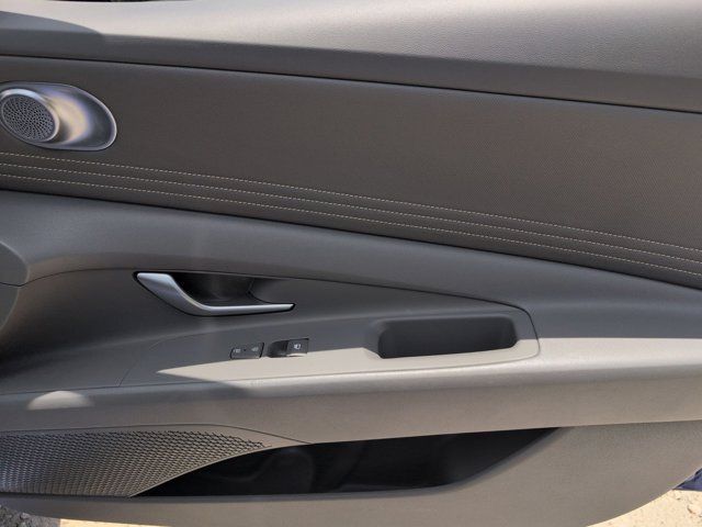 Thumbnail: 2025 Hyundai Elantra - 32