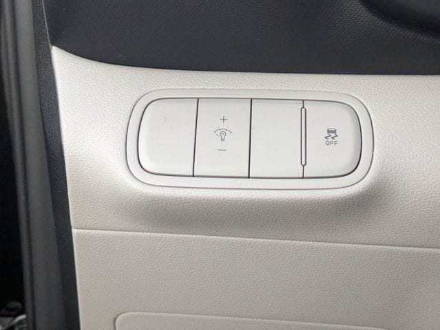 Thumbnail: 2025 Hyundai Venue - 19