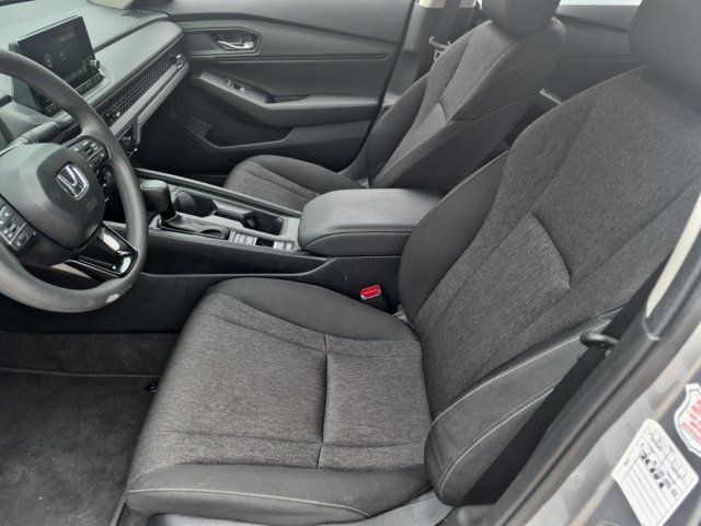 2025 Honda Accord SE - Photo 24
