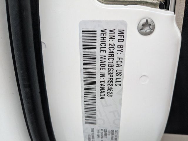 Thumbnail: 2023 Chrysler Pacifica - 30