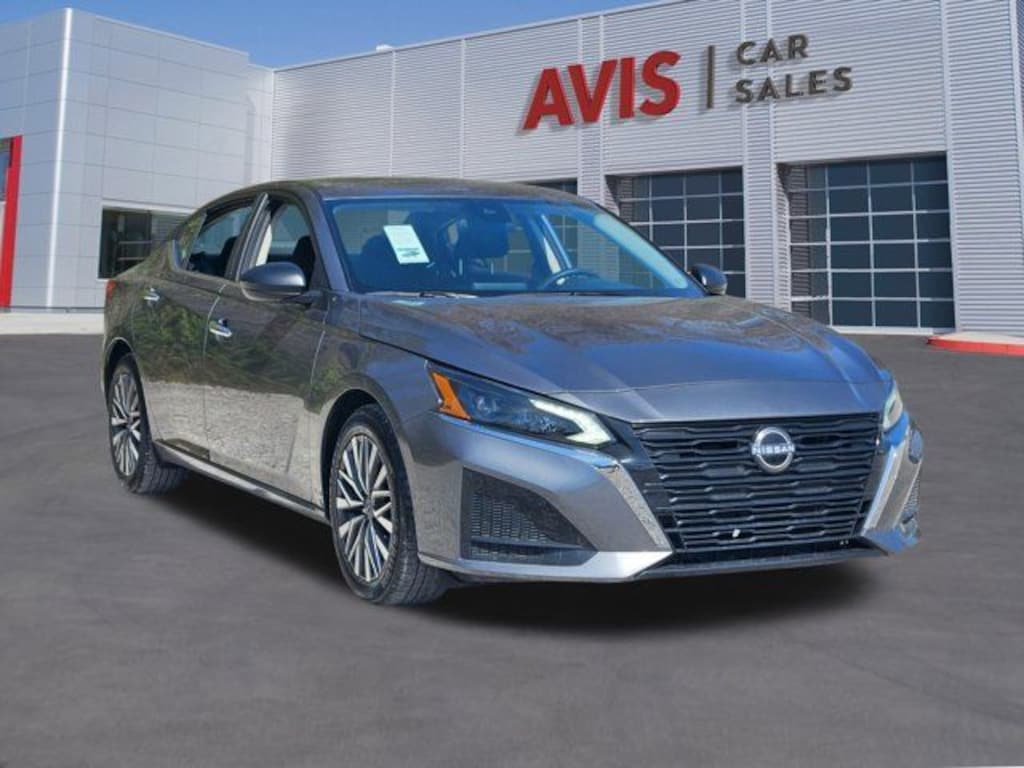 Certified 2025 Nissan Altima SV Sedan