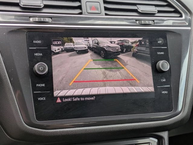 Thumbnail: 2024 Volkswagen Tiguan - 9