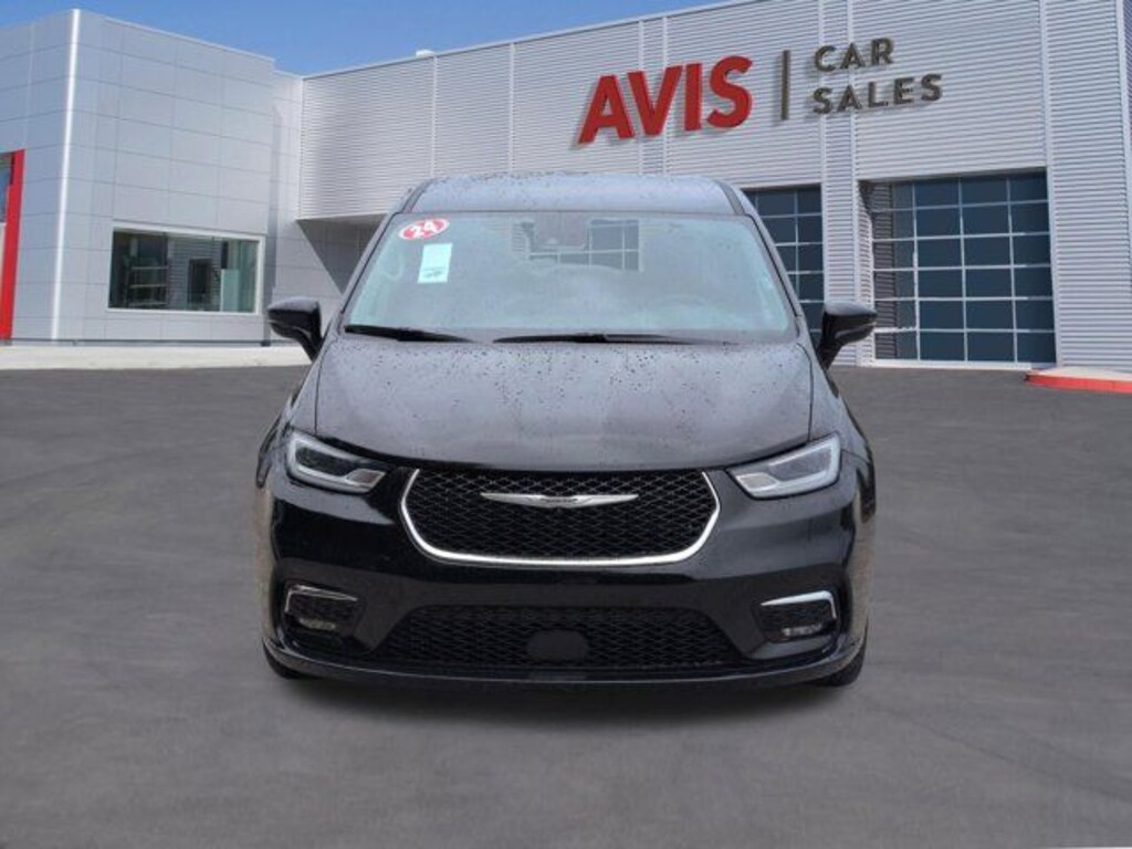 Used 2024 Chrysler Pacifica Touring L Van Passenger Van