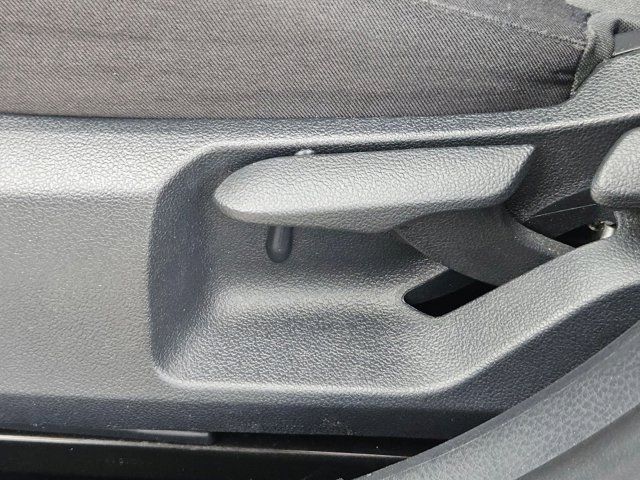 Thumbnail: 2025 Toyota Camry - 14