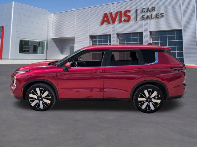 Thumbnail: 2025 Mitsubishi Outlander - 10