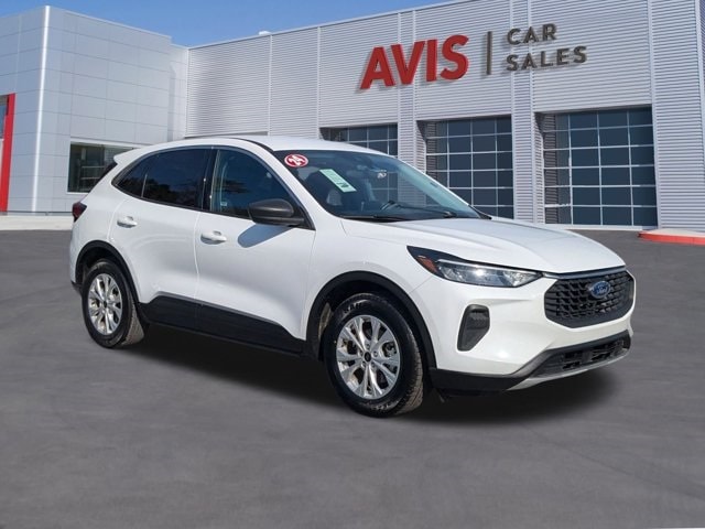 Thumbnail: 2024 Ford Escape - 3