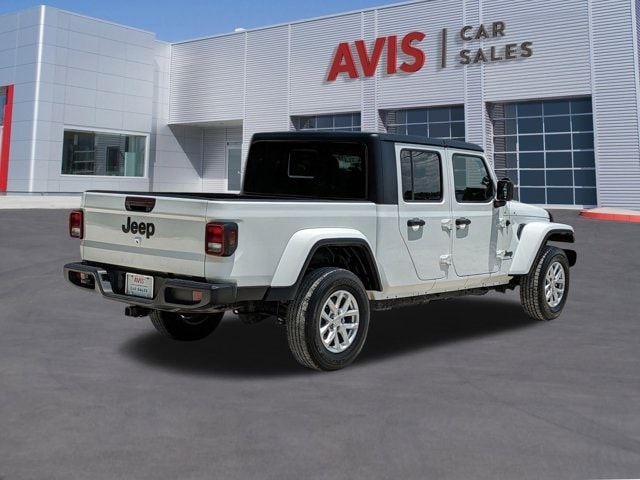 Thumbnail: 2023 Jeep Gladiator - 6