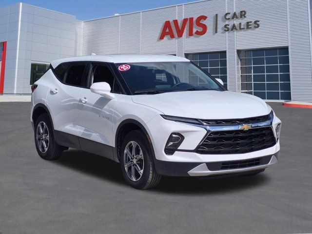 Thumbnail: 2025 Chevrolet Blazer - 3