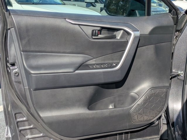 Thumbnail: 2025 Toyota RAV4 - 11