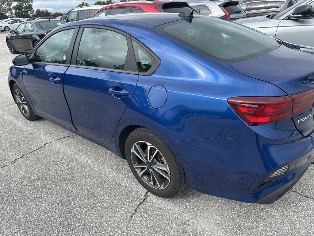 Thumbnail: 2024 Kia Forte - 5