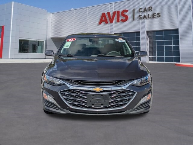 2023 Chevrolet Malibu 1LT photo 2