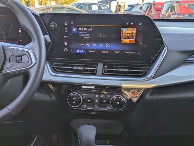 Thumbnail: 2025 Chevrolet Trax - 10