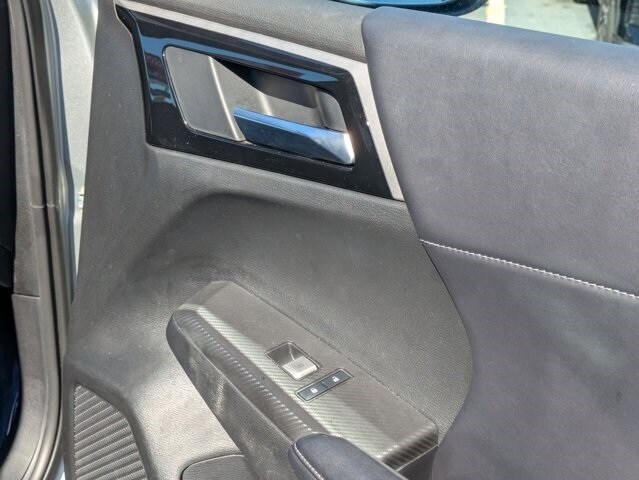 Thumbnail: 2024 Mitsubishi Outlander - 31