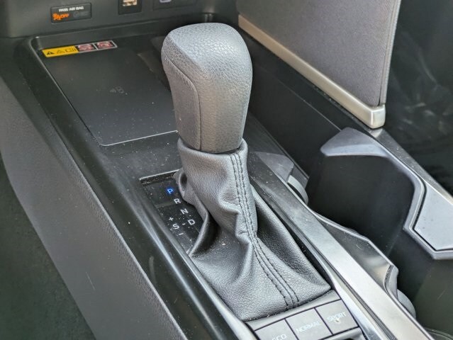 Thumbnail: 2025 Toyota Camry - 19