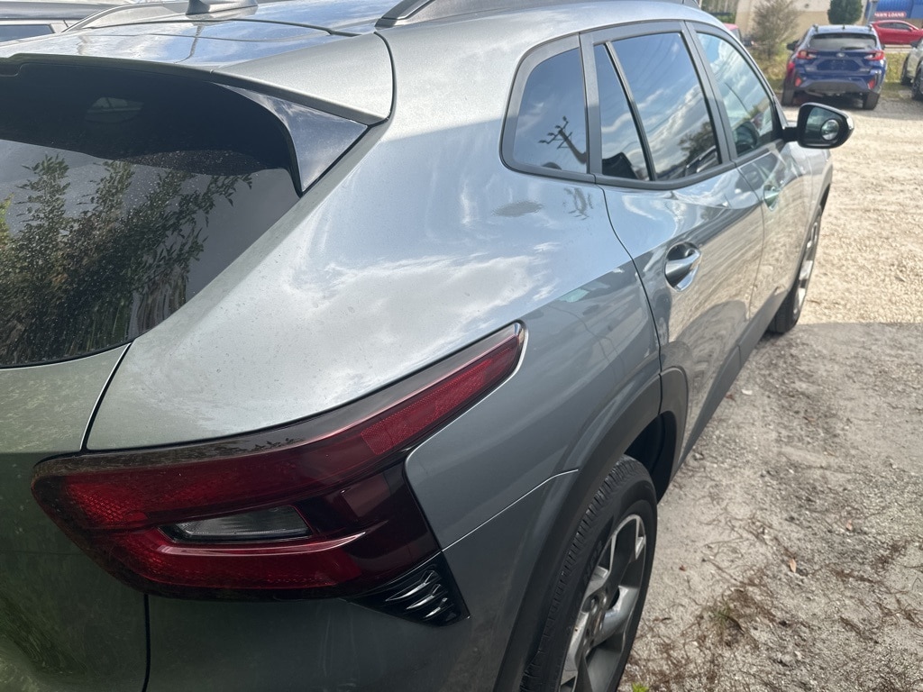 Thumbnail: 2025 Chevrolet Trax - 4