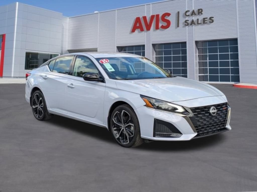 Certified 2025 Nissan Altima SR Sedan