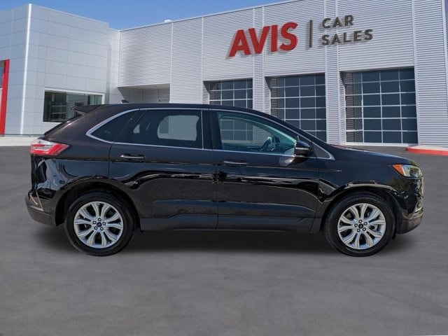 2022 Ford Edge Titanium 5