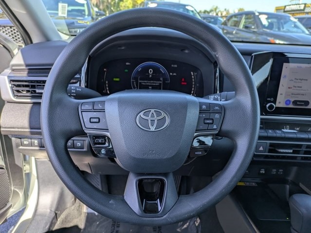 Thumbnail: 2025 Toyota Camry - 22