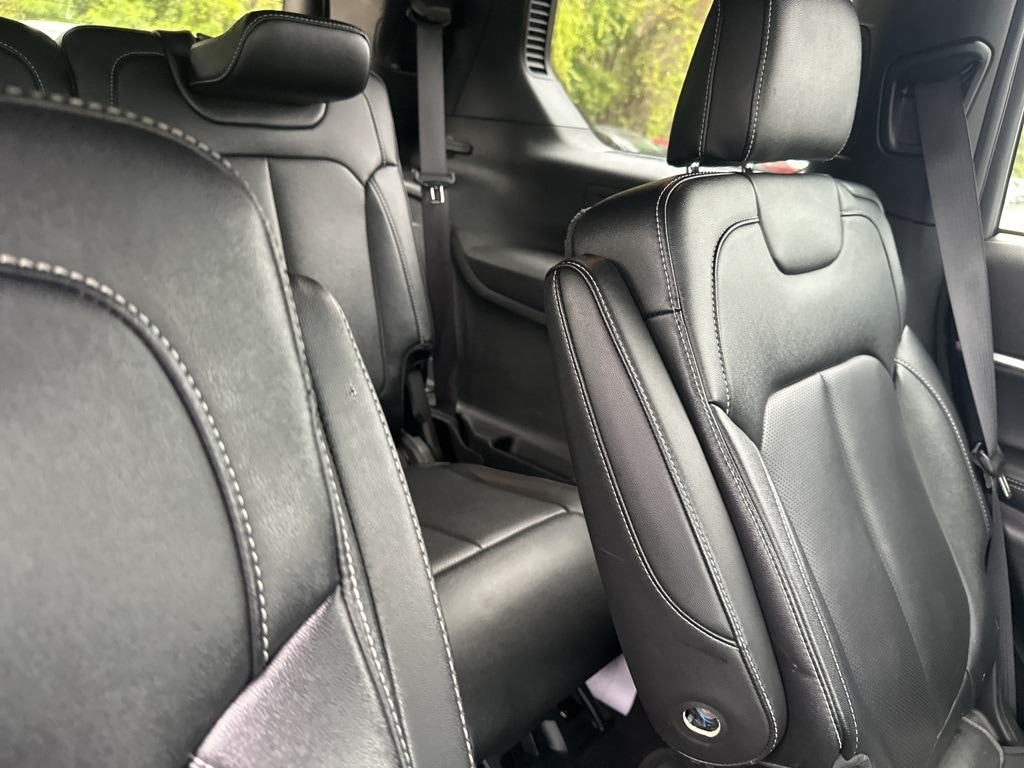 Thumbnail: 2024 Jeep Grand Cherokee L - 8