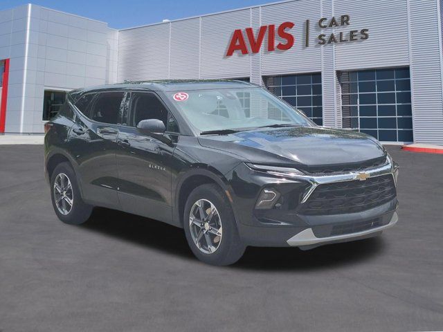 Thumbnail: 2025 Chevrolet Blazer - 3