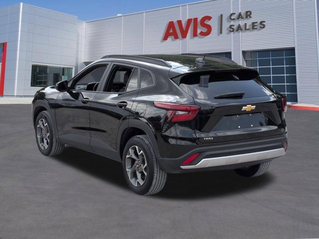 Thumbnail: 2025 Chevrolet Trax - 9