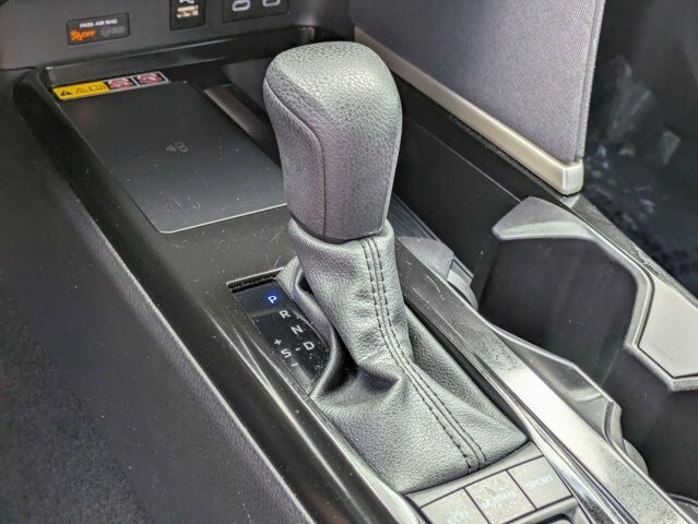 Thumbnail: 2025 Toyota Camry - 15