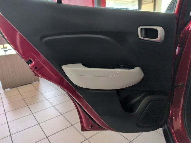 Thumbnail: 2025 Hyundai Venue - 17