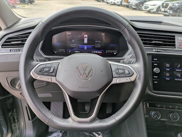Thumbnail: 2024 Volkswagen Tiguan - 15