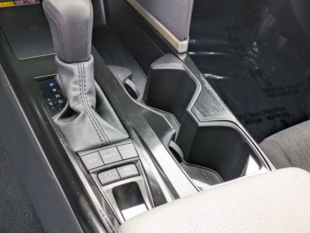 Thumbnail: 2025 Toyota Camry - 19