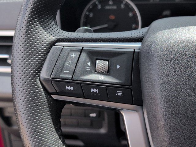 Thumbnail: 2025 Mitsubishi Outlander - 21