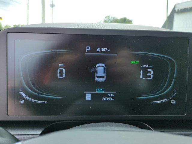 Thumbnail: 2025 Kia Niro - 16