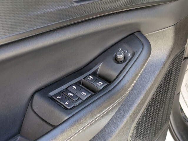 Thumbnail: 2023 Jeep Grand Cherokee L - 13