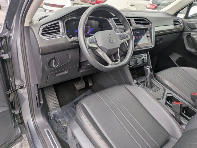 Thumbnail: 2024 Volkswagen Tiguan - 5