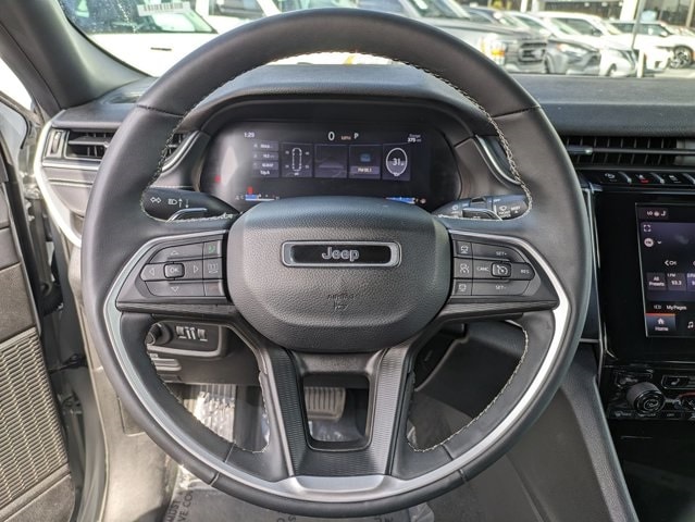 Thumbnail: 2023 Jeep Grand Cherokee L - 22