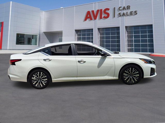 Thumbnail: 2025 Nissan Altima - 5