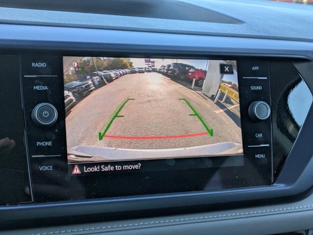 Thumbnail: 2024 Volkswagen Taos - 9