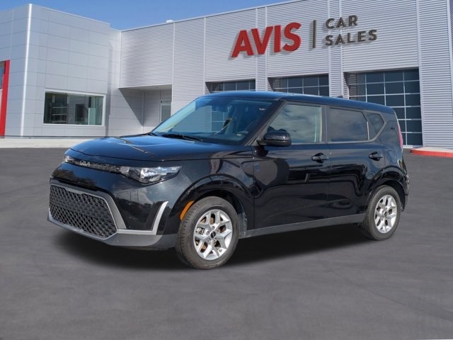 2024 Kia Soul LX's photo