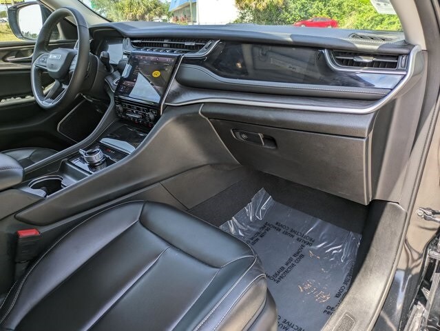 2023 Jeep Grand Cherokee 4xe 33