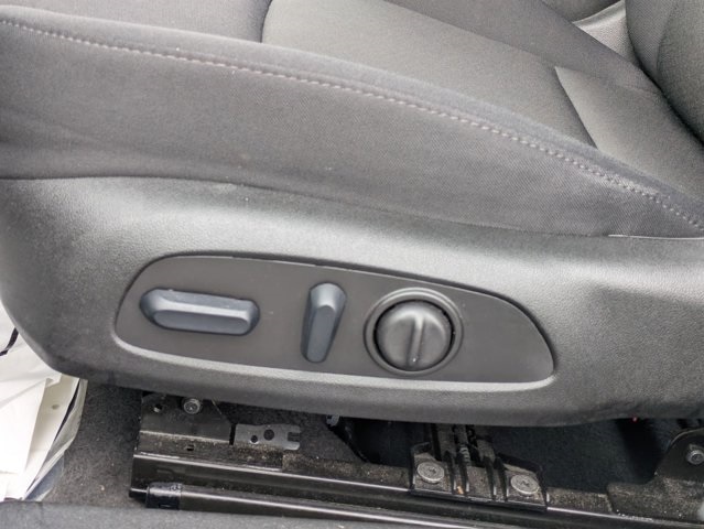 Thumbnail: 2024 Chevrolet Malibu - 6