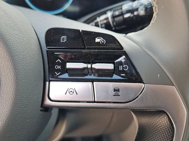 Thumbnail: 2025 Hyundai Elantra - 21