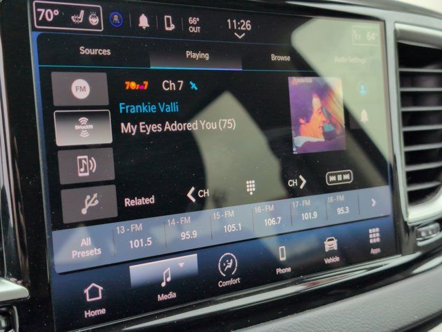 Thumbnail: 2024 Chrysler Pacifica - 18