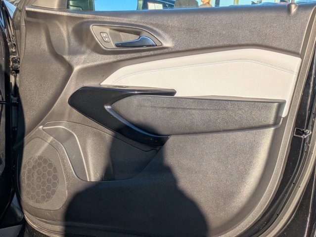 Thumbnail: 2025 Chevrolet Trax - 27