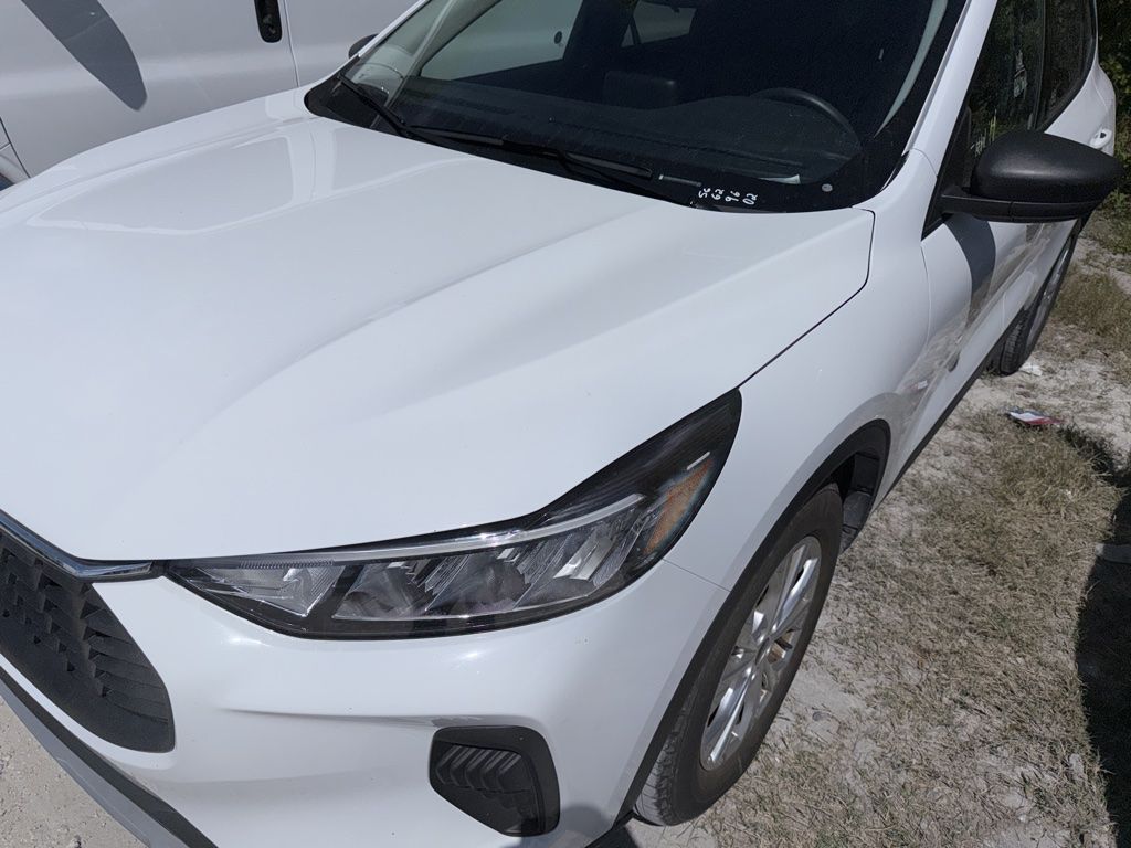 Thumbnail: 2025 Ford Escape - 1