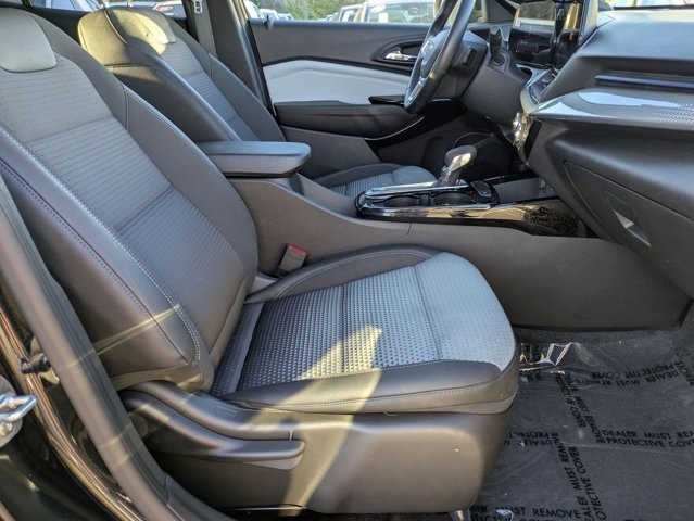 Thumbnail: 2025 Chevrolet Trax - 25