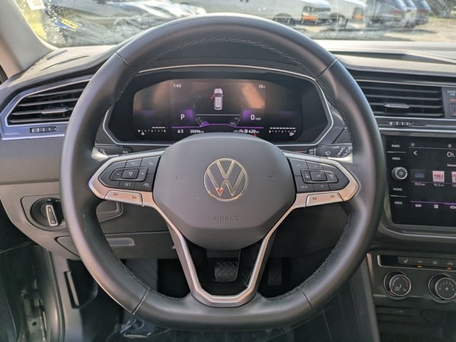 Thumbnail: 2024 Volkswagen Tiguan - 15