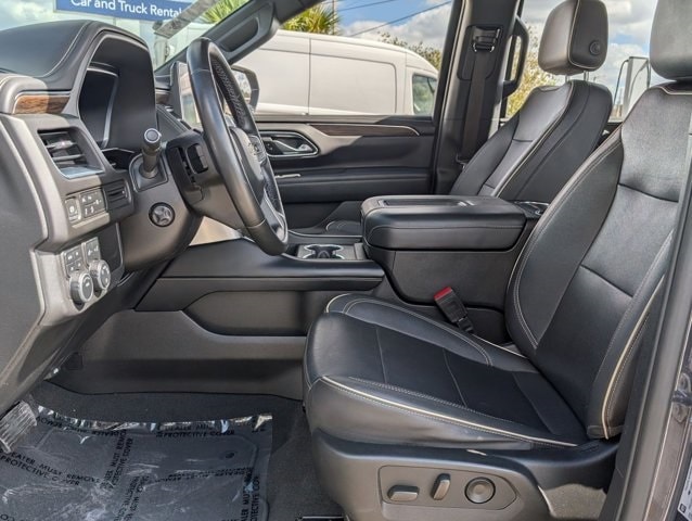 Thumbnail: 2023 Chevrolet Suburban - 24