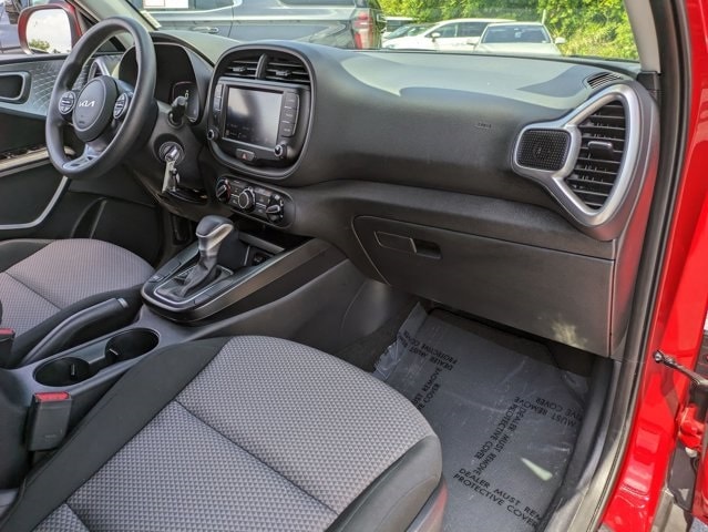 Thumbnail: 2024 Kia Soul - 32